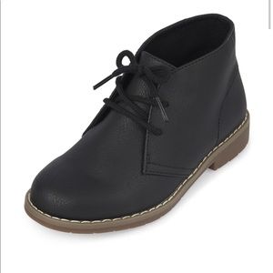 Children’s place lace up boots